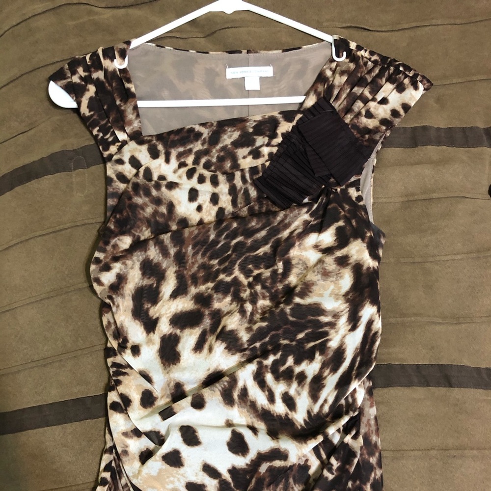New York and Co leopard top